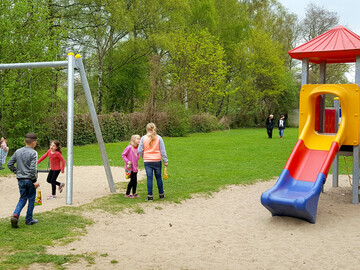 Der GCP-Osterhase bei den kleinsten Mietern in Eschweiler