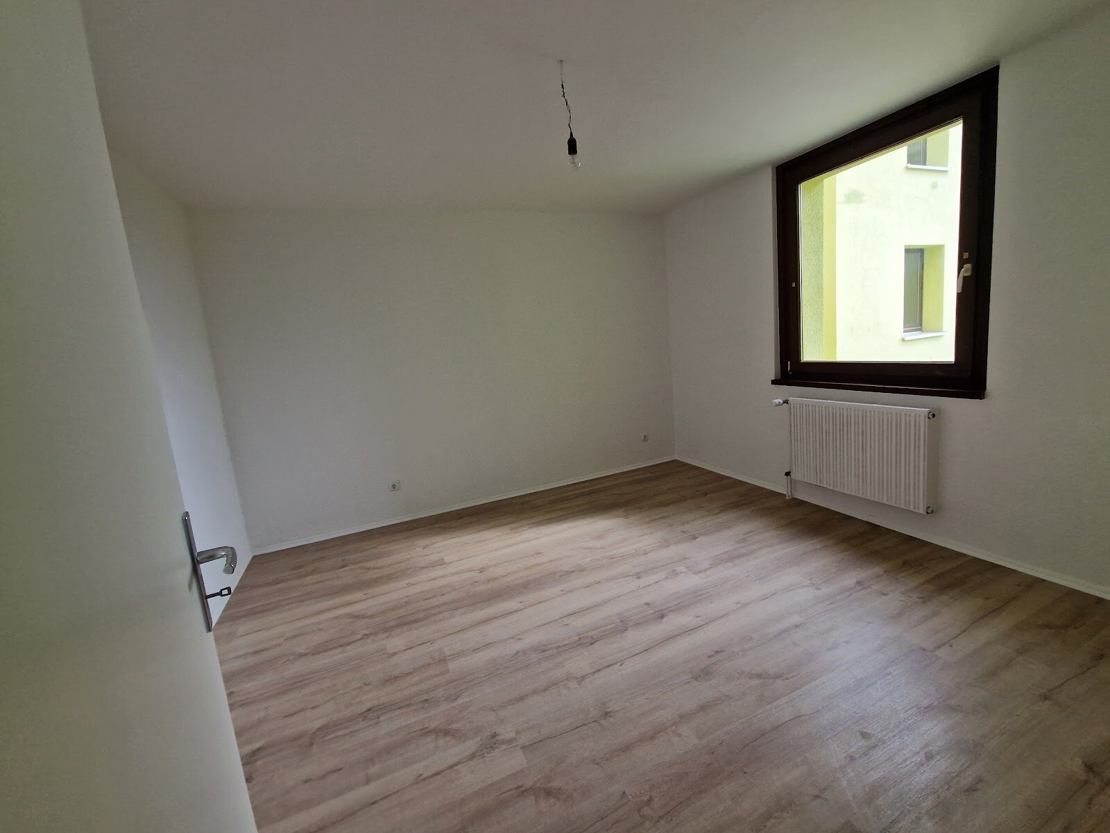 Neue Jülicher Straße 77, 52353 Düren